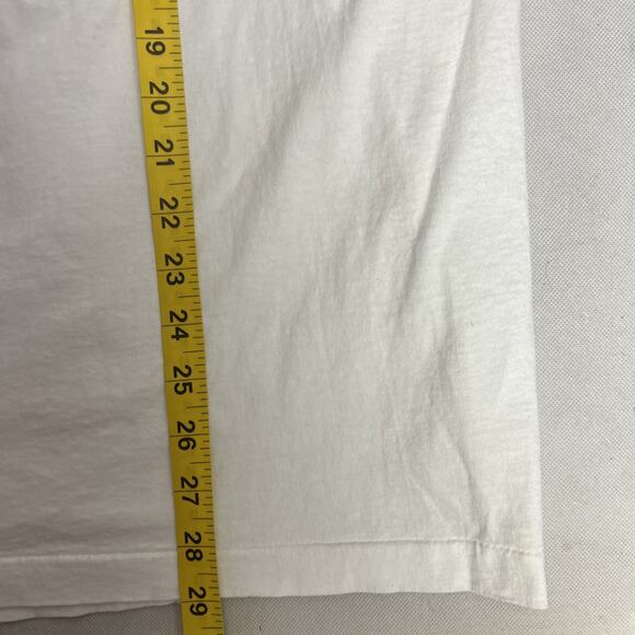 Vintage New York Yankees Looney Tunes T-shirt XL Made in USA Single Stitch 90s - Picture 7 of 8